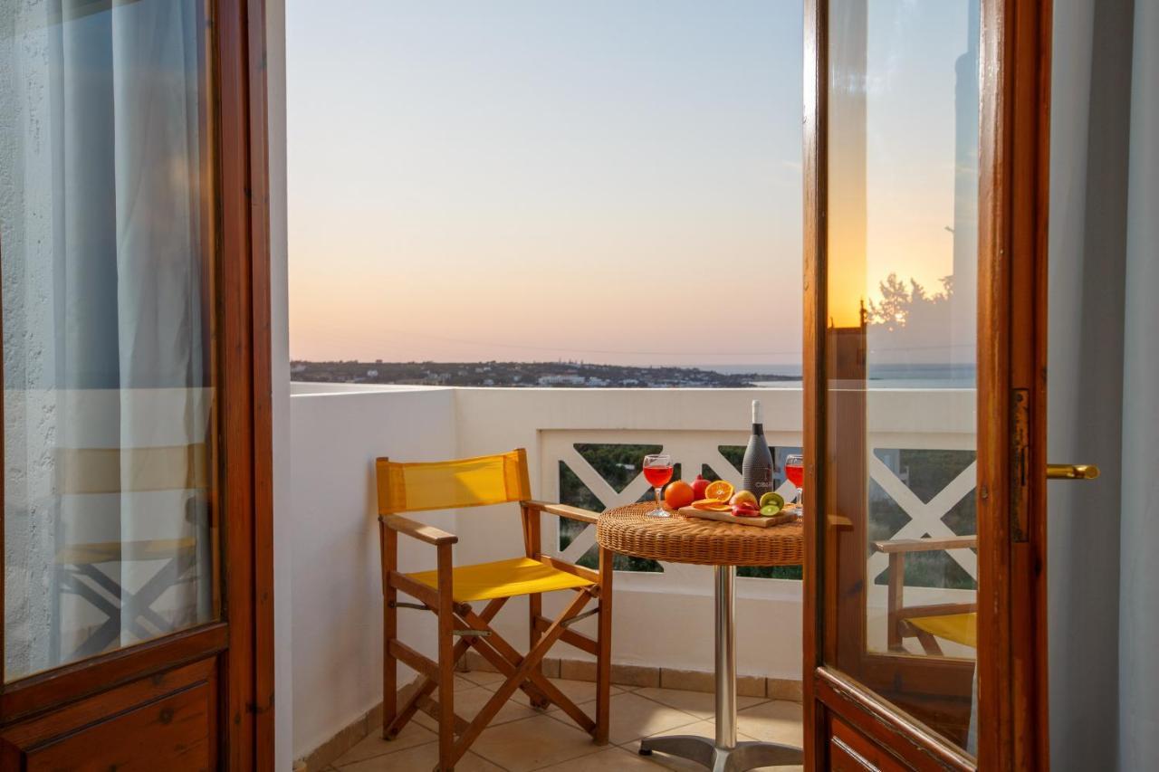 Romantica Hotel Apartments Hersonissos  Exterior photo